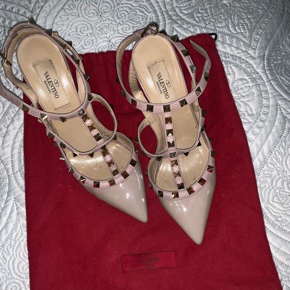 Valentino Garavani Shoes - Rockstud T-Strap Pump Valentino Garavani size 37
